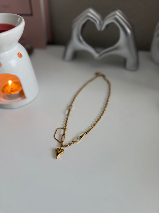 Thierra “Necklace”
